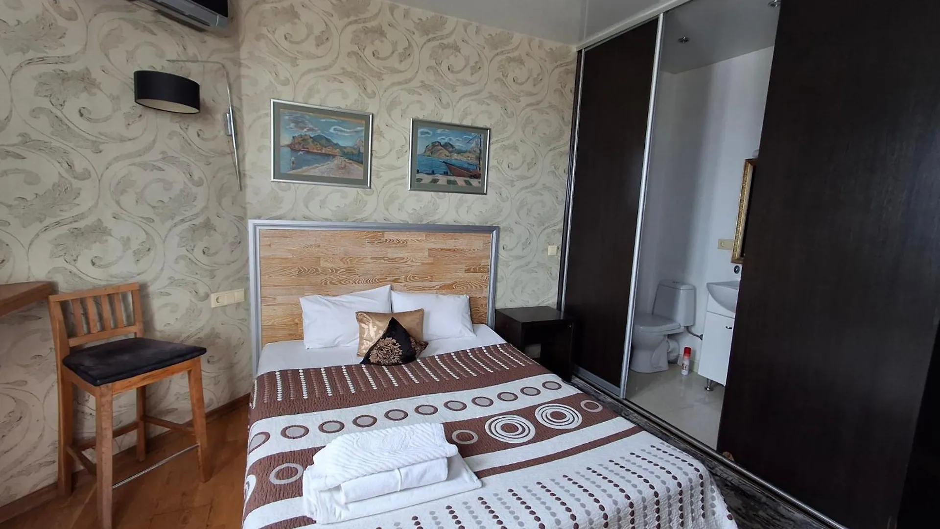 Panoramic View Apartment Poznyaky Kiev