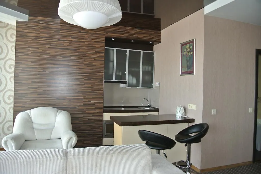 Panoramic View Apartment Poznyaky Kiev 0*,